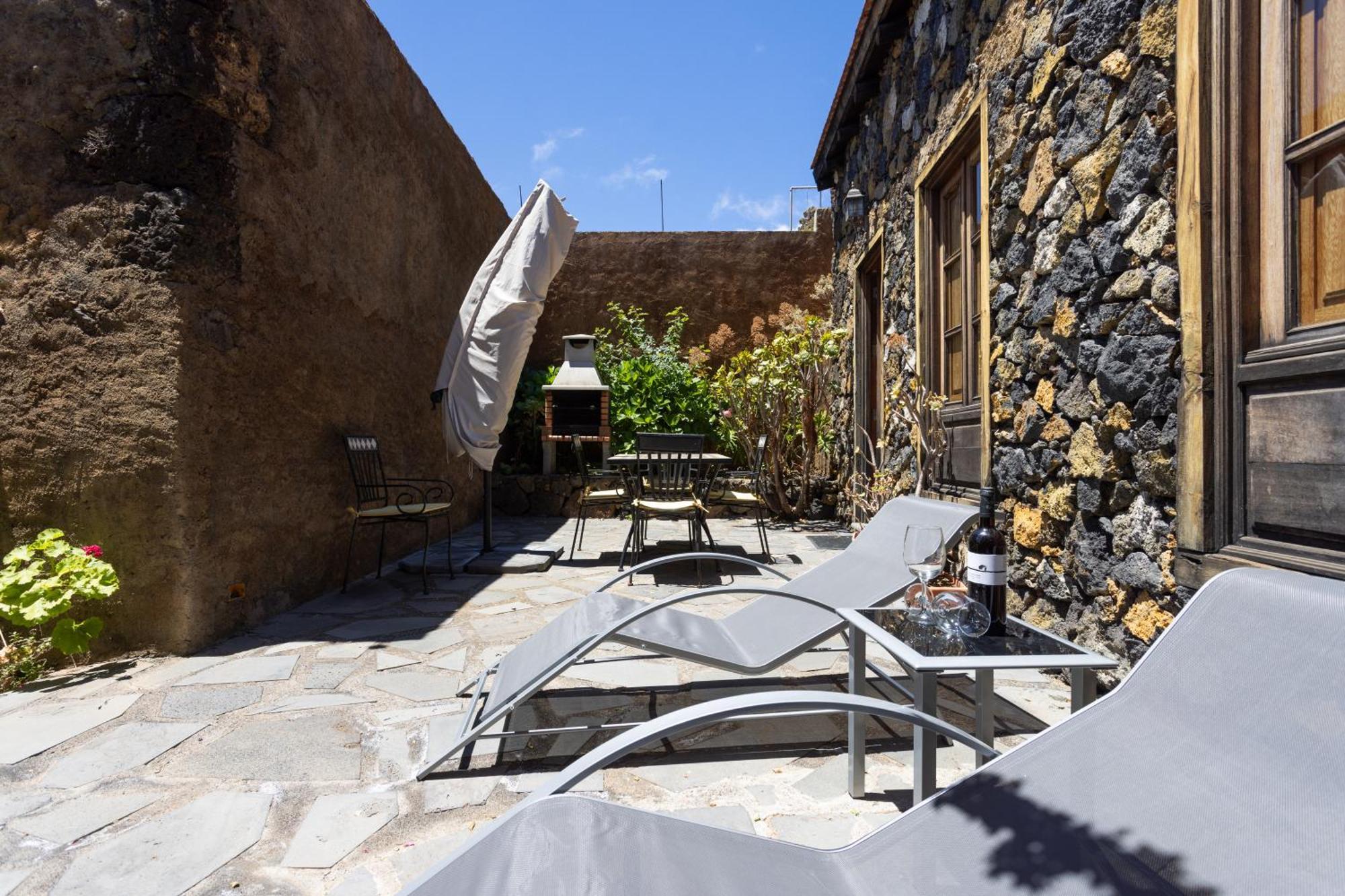 Гостевой дом Charming Rustic House El Pinar & Wifi Экстерьер фото